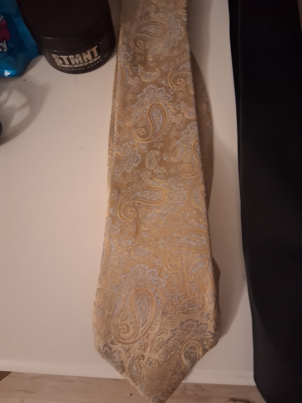 Express Yellow Paisley Silk Tie
